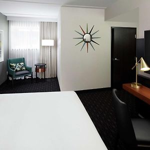 King Room Mobility accessible